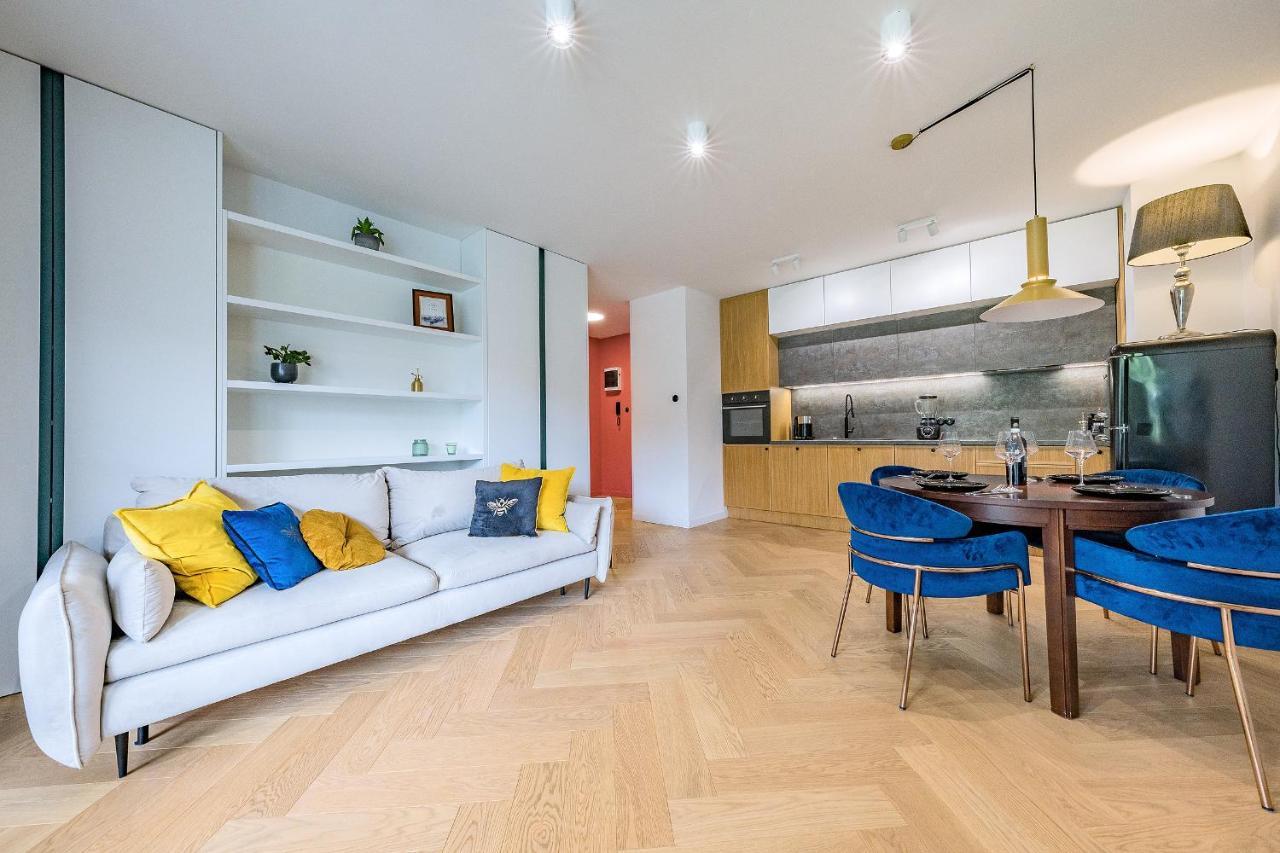Hello Apartments Chmielna With Private Parking And Balcony 그단스크 외부 사진