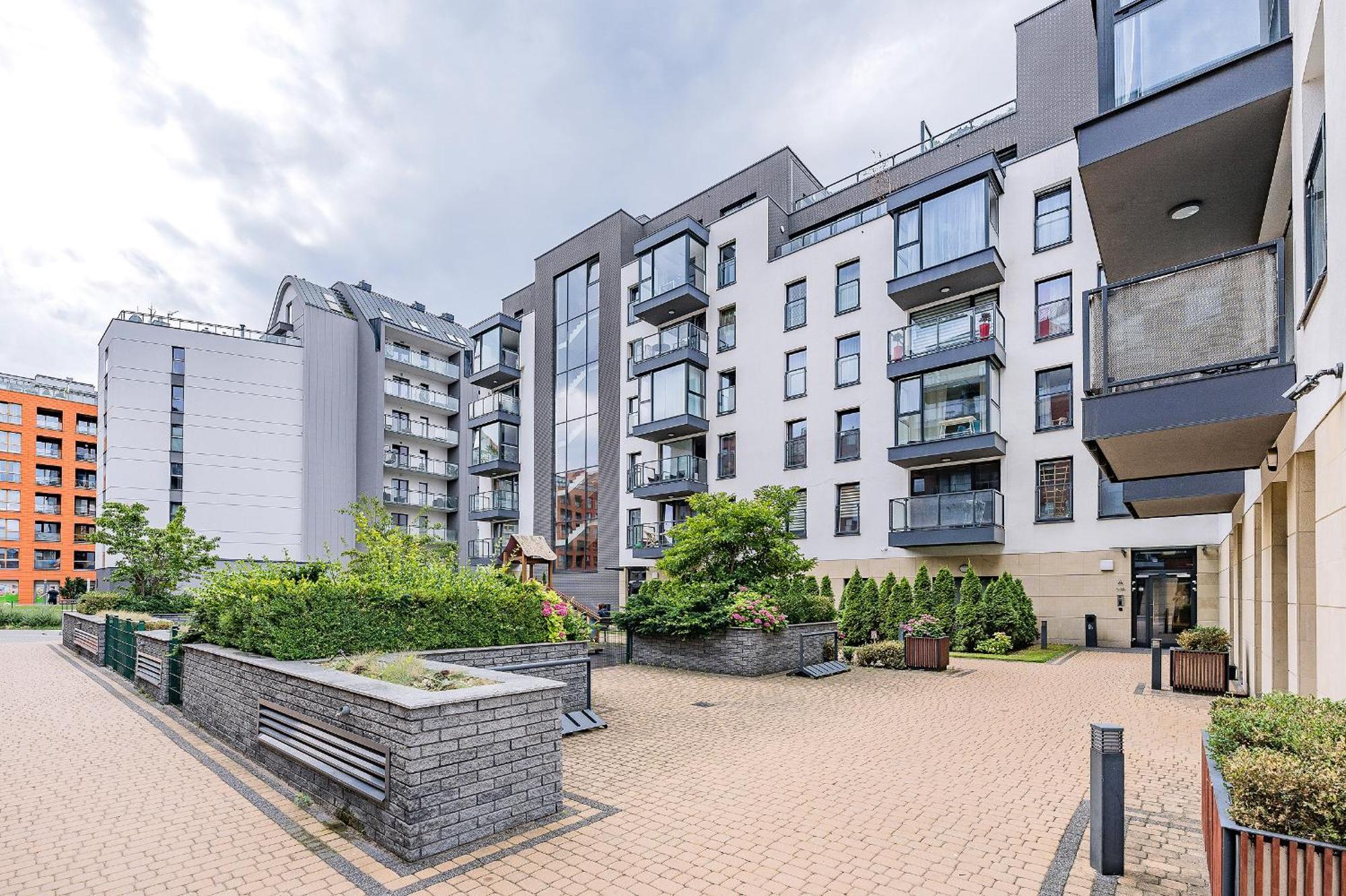 Hello Apartments Chmielna With Private Parking And Balcony 그단스크 외부 사진