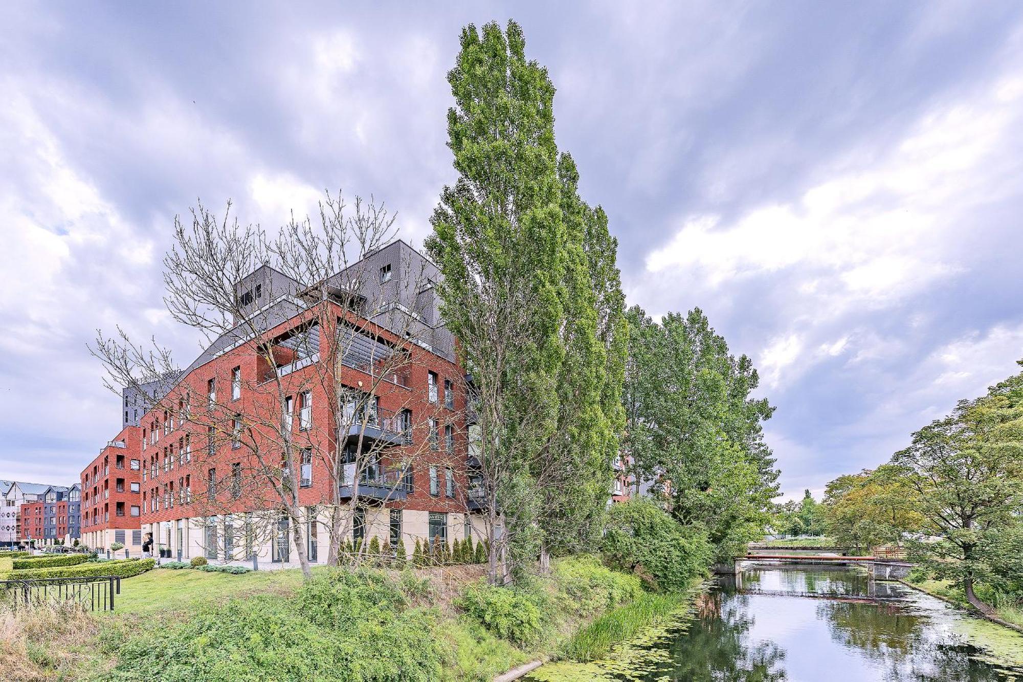 Hello Apartments Chmielna With Private Parking And Balcony 그단스크 외부 사진